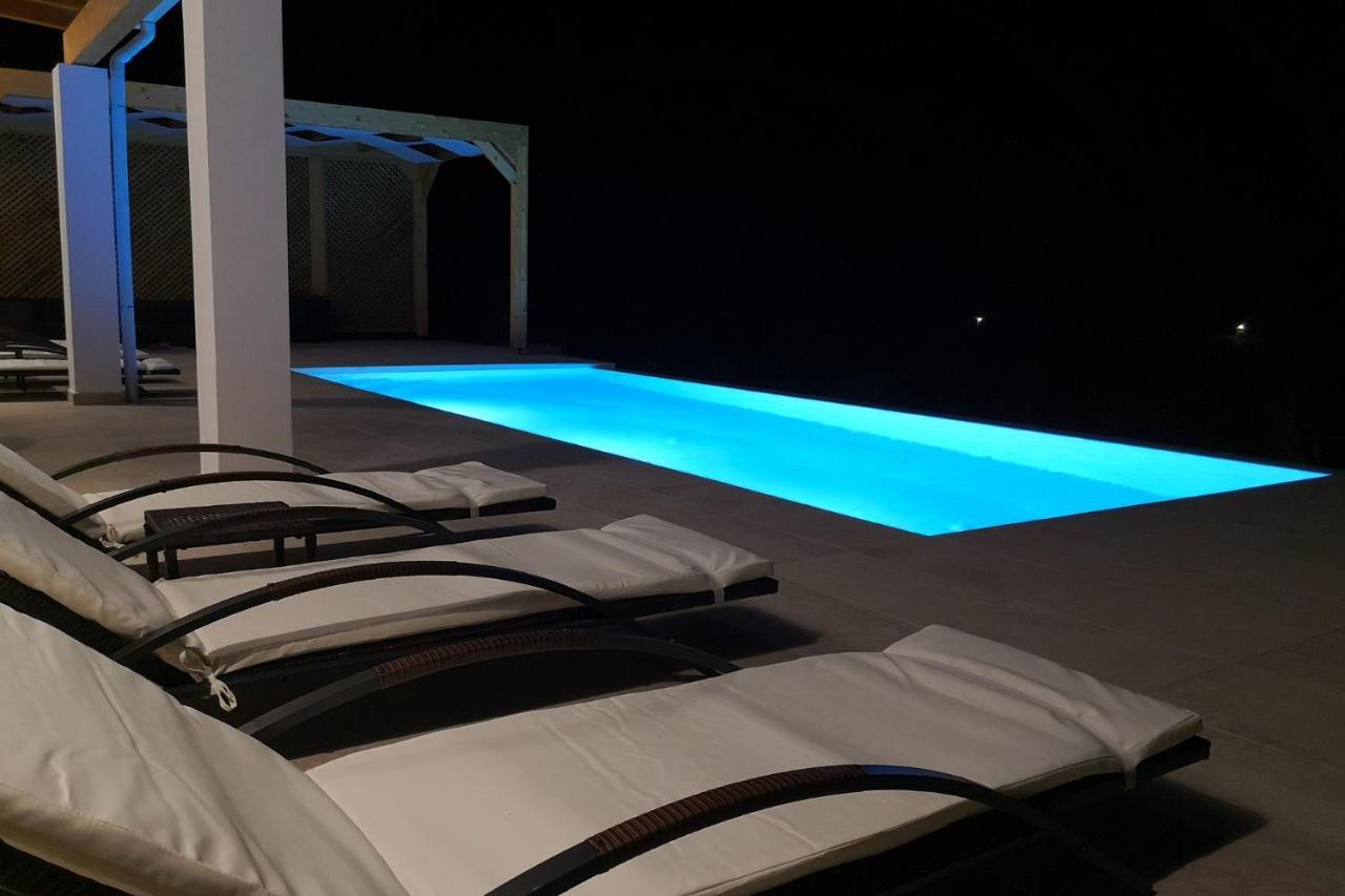 Sunset Sea View Villa 8 Afión Exteriör bild