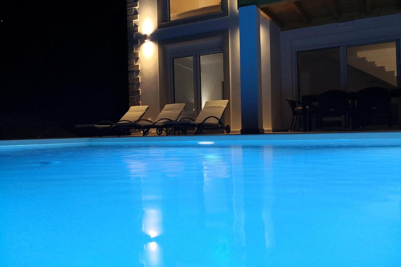 Sunset Sea View Villa 8 Afión Exteriör bild